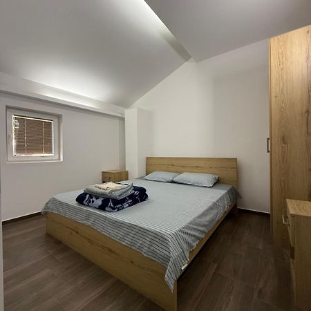 Restaurant & Apartments Lipa Peštani Екстериор снимка