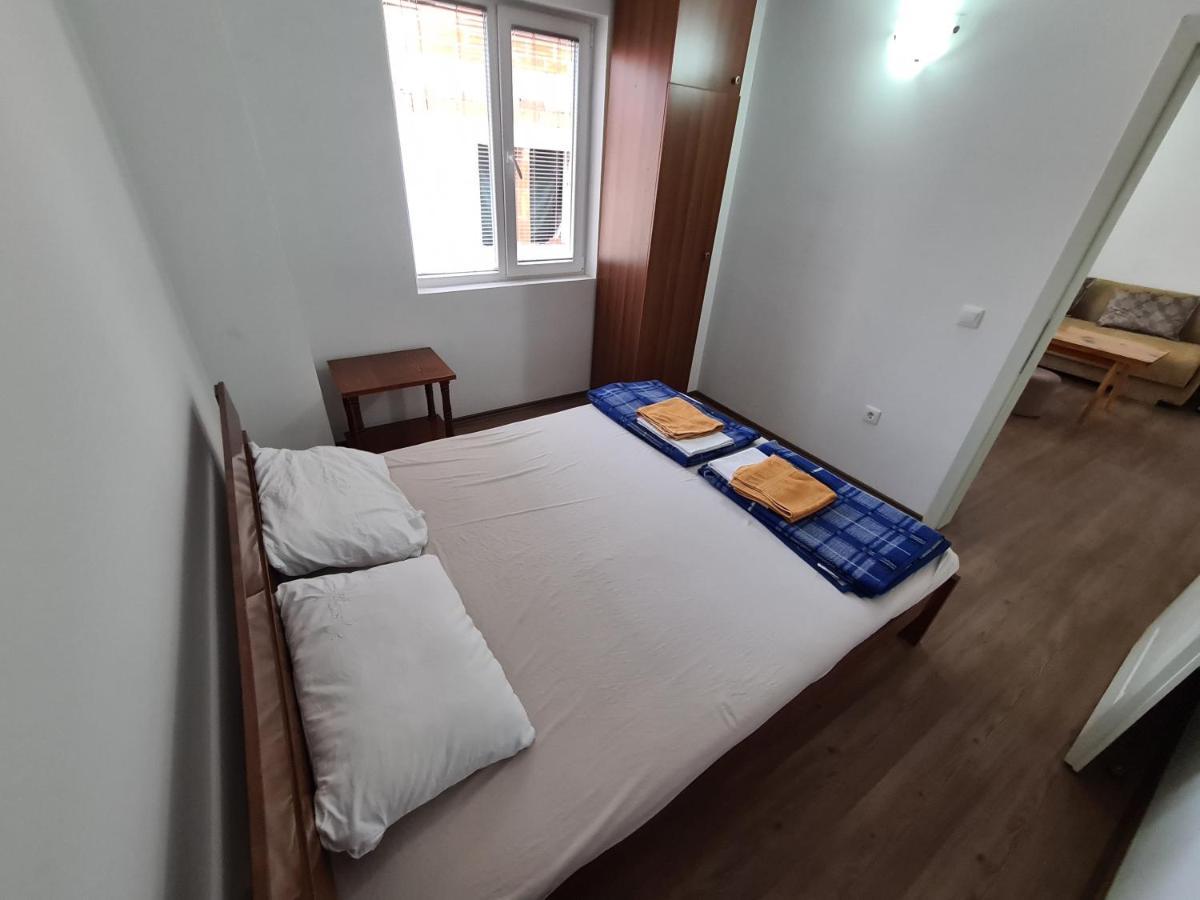 Restaurant & Apartments Lipa Peštani Екстериор снимка