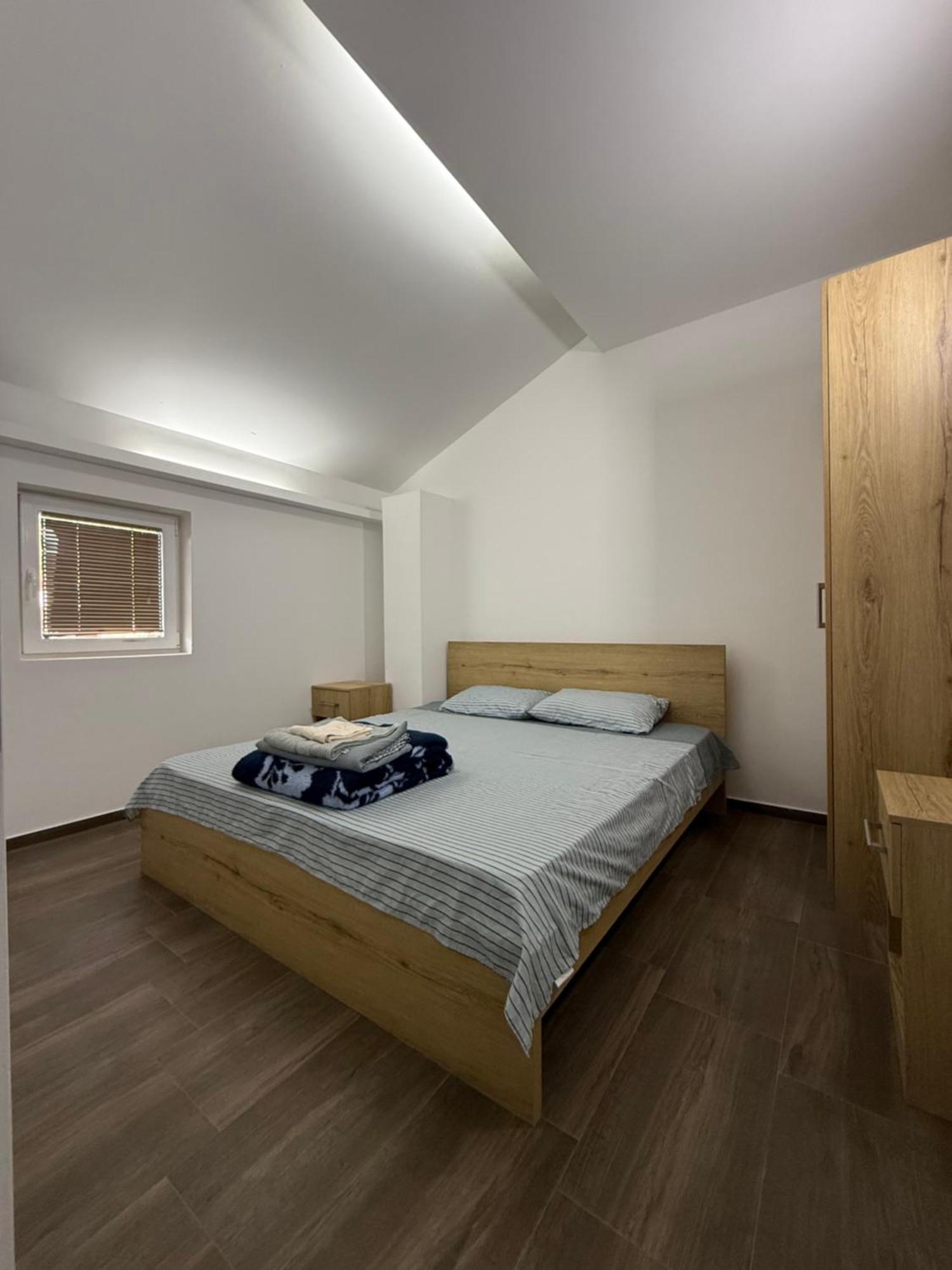 Restaurant & Apartments Lipa Peštani Екстериор снимка